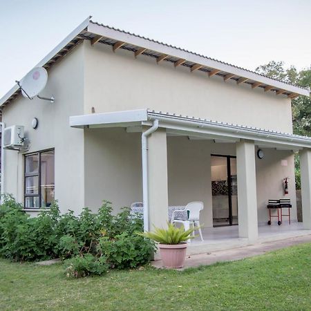 870 On Riverview Drive Mtubatuba Екстер'єр фото
